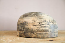 Load image into Gallery viewer, Antique wooden hat mold (1)
