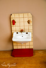 Load image into Gallery viewer, Porcelain dollhouse washbasin
